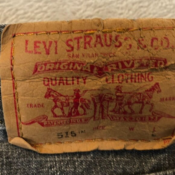 Levi's Women's 515 Jeans Size 16 Low Rise Bootcut Black Denim Medium Wash Y2K - Picture 14 of 16